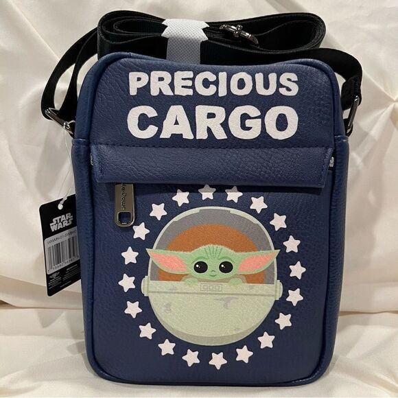 Disney Star Wars Mandalorian Baby Yoda Precious Cargo Crossbody Bag NWT - Picture 1 of 7